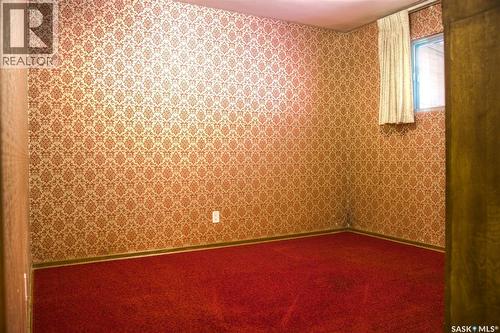 806 Cascade Street, Saskatoon, SK - Indoor Photo Showing Other Room