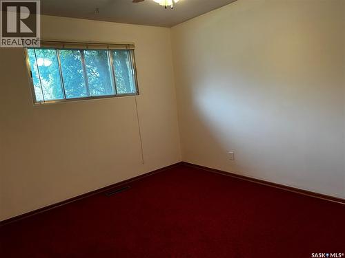 806 Cascade Street, Saskatoon, SK - Indoor Photo Showing Other Room
