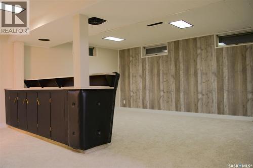 806 Cascade Street, Saskatoon, SK - Indoor