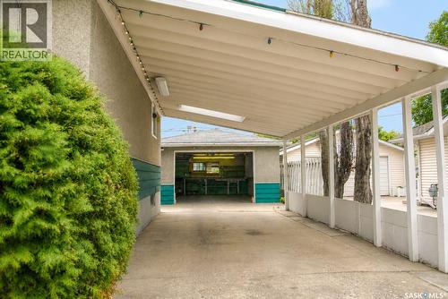 806 Cascade Street, Saskatoon, SK - Outdoor With Exterior