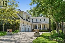 8 WOODWARD Avenue  Dundas, ON L9H 4J5