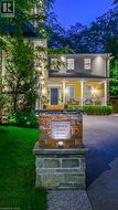 8 WOODWARD Avenue Dundas, ON L9H 4J5