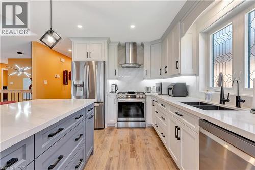 5 John Pound Road Unit# 22, Tillsonburg, ON - Indoor Photo Showing Kitchen With Double Sink With Upgraded Kitchen