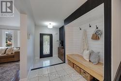 CLOSET NOOK - 