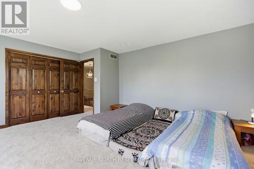 4446 Stonecrest Road, Ottawa, ON - Indoor Photo Showing Bedroom