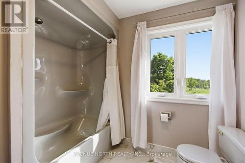4446 Stonecrest Road, Ottawa, ON - Indoor Photo Showing Bathroom