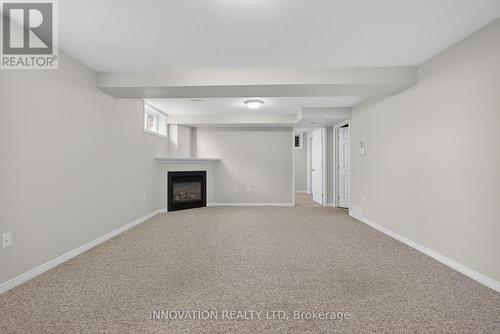 407 Flora Street, Carleton Place, ON - Indoor Photo Showing Other Room