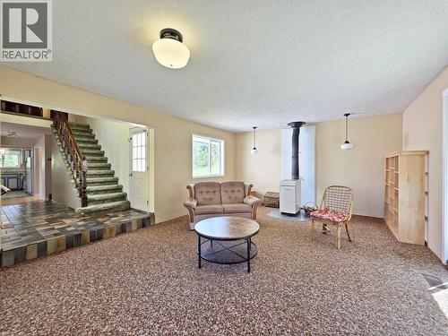 4667 Lund Road, Quesnel, BC - Indoor