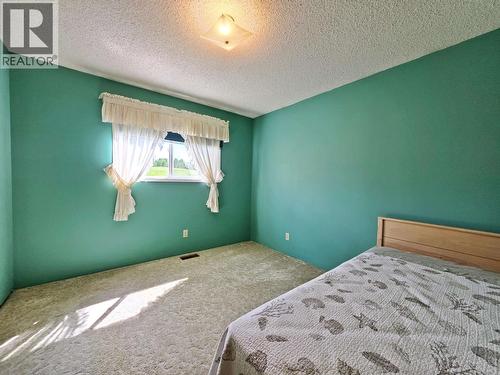 4667 Lund Road, Quesnel, BC - Indoor Photo Showing Bedroom