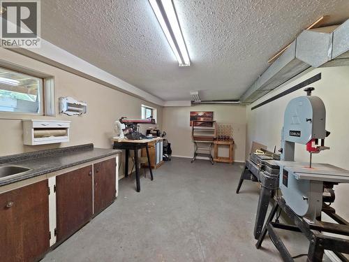 4667 Lund Road, Quesnel, BC - Indoor Photo Showing Other Room
