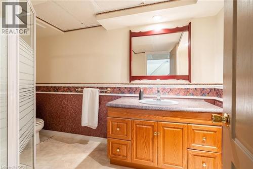 2172 Centre Road, Flamborough, ON - Indoor Photo Showing Bathroom