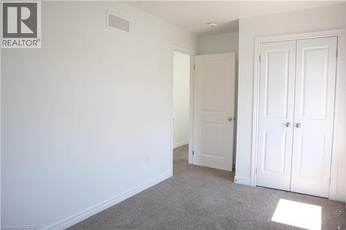 15 Sora Lane, Guelph, ON - Indoor Photo Showing Other Room