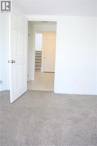 15 Sora Lane, Guelph, ON - Indoor Photo Showing Other Room