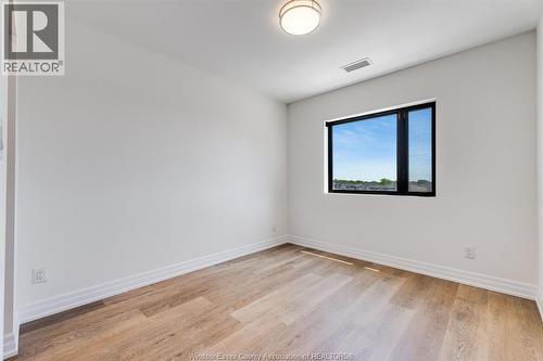 7337 Meo Boulevard Unit# 420, Lasalle, ON - Indoor Photo Showing Other Room
