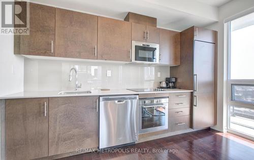 2015 - 460 Adelaide Street E, Toronto, ON - Indoor Photo Showing Kitchen With Upgraded Kitchen
