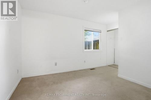 65 - 2530 Northampton Boulevard, Burlington, ON - Indoor Photo Showing Other Room