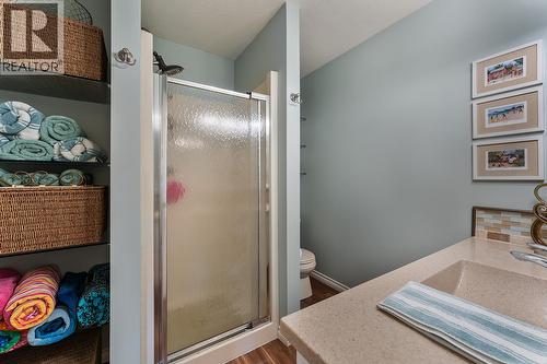 1534 Lawrence Avenue Unit# 304, Kelowna, BC - Indoor Photo Showing Bathroom