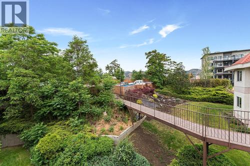 1534 Lawrence Avenue Unit# 304, Kelowna, BC - Outdoor