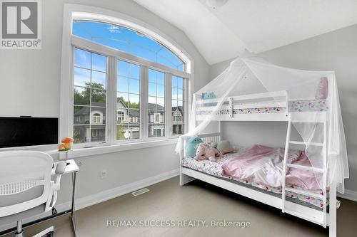 554 Bridgemill Crescent E, Kitchener, ON - Indoor Photo Showing Bedroom