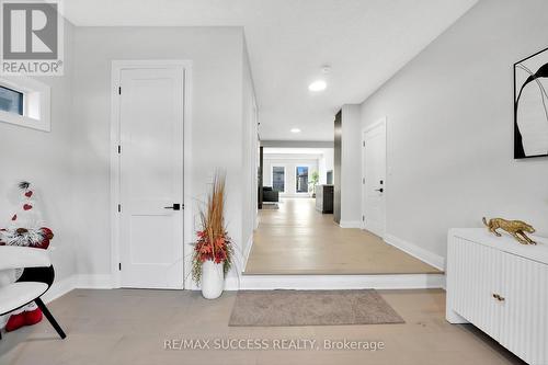554 Bridgemill Crescent E, Kitchener, ON - Indoor Photo Showing Other Room