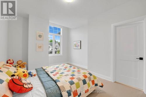 554 Bridgemill Crescent E, Kitchener, ON - Indoor Photo Showing Bedroom
