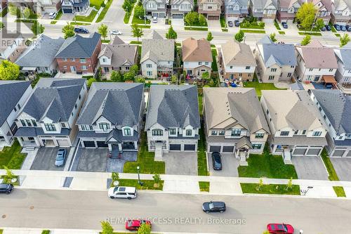 554 Bridgemill Crescent E, Kitchener, ON -  With Facade With View