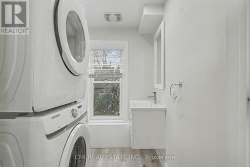 2546 Wilson Street, Hamilton, ON - Indoor Photo Showing Laundry Room