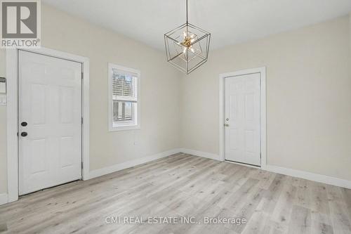 2546 Wilson Street, Hamilton, ON - Indoor Photo Showing Other Room