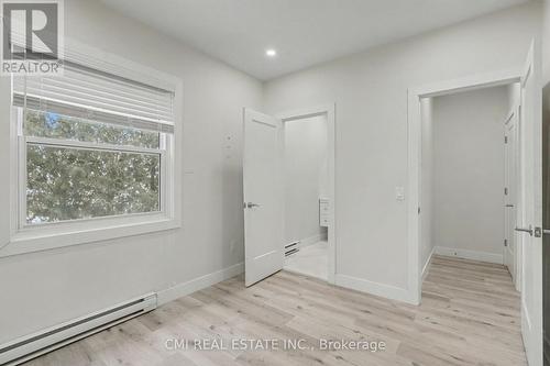 2546 Wilson Street, Hamilton, ON - Indoor Photo Showing Other Room
