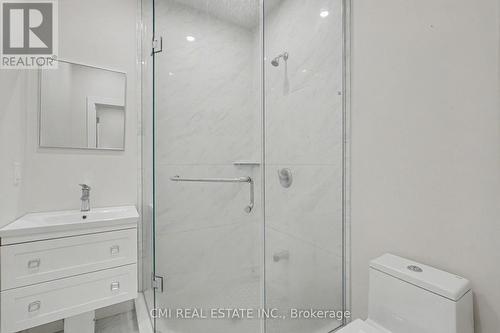 2546 Wilson Street, Hamilton, ON - Indoor Photo Showing Bathroom