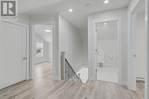 2546 Wilson Street, Hamilton, ON - Indoor Photo Showing Other Room