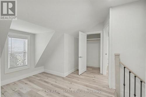 2546 Wilson Street, Hamilton, ON - Indoor Photo Showing Other Room