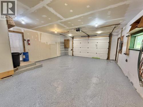 3416 Hayman Crescent, Quesnel, BC - Indoor Photo Showing Garage