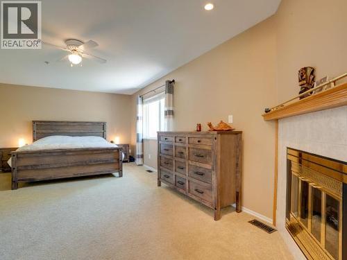 3419 Ontario Ave, Powell River, BC - Indoor Photo Showing Bedroom