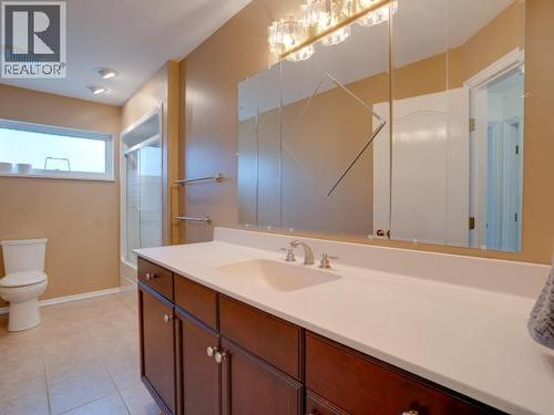 3419 Ontario Ave, Powell River, BC - Indoor Photo Showing Bathroom