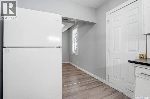 735 Wascana Street, Regina, SK - Indoor