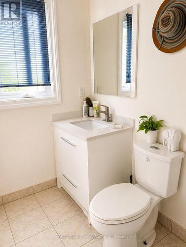 13 - 115 Avenue Road, Richmond Hill, ON - Indoor Photo Showing Bathroom