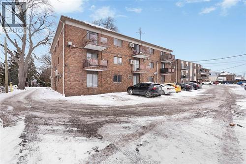 1655 Rooney Street, Windsor, ON - Outdoor