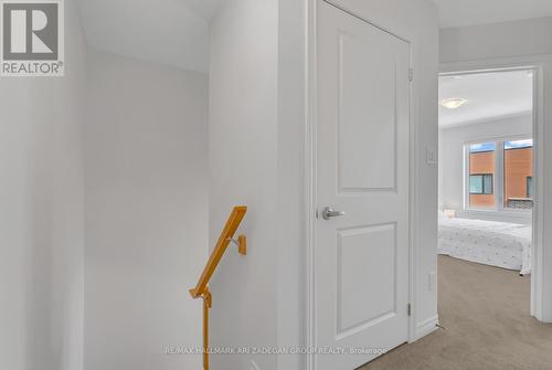 61 Dryden Lane, Hamilton, ON - Indoor Photo Showing Other Room