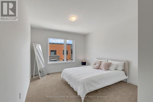 61 Dryden Lane, Hamilton, ON - Indoor Photo Showing Bedroom