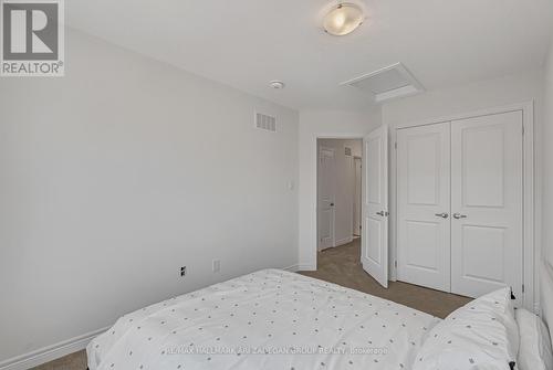 61 Dryden Lane, Hamilton, ON - Indoor Photo Showing Bedroom