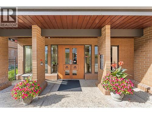 539 Sutherland Avenue Unit# 106, Kelowna, BC - Outdoor With Deck Patio Veranda With Exterior