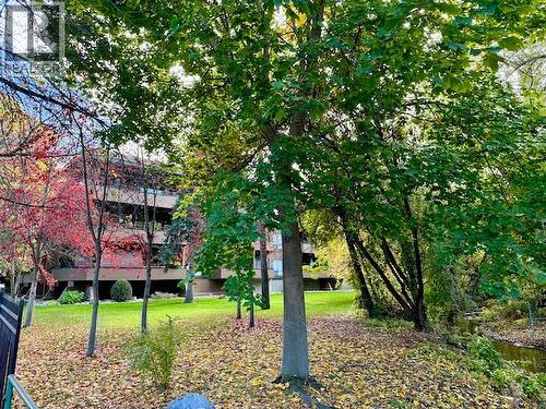 539 Sutherland Avenue Unit# 106, Kelowna, BC - Outdoor