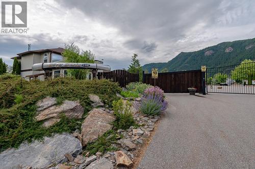 1383 Silver Sands Road Unit# 109, Sicamous, BC 
