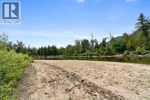 Sandy Beach on Eagle River - 1383 Silver Sands Road Unit# 109, Sicamous, BC 