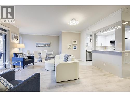Open concept living - 1960 Enterprise Way Unit# 412, Kelowna, BC - Indoor Photo Showing Other Room