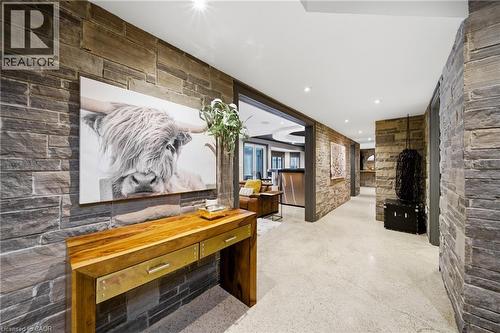 3205 Highpoint Court, Burlington, ON - Indoor Photo Showing Other Room