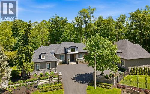 3205 Highpoint Court, Burlington, ON - Outdoor