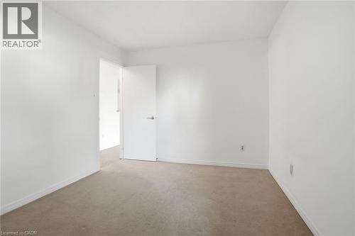 2530 Northampton Boulevard Unit# 65, Burlington, ON - Indoor Photo Showing Other Room