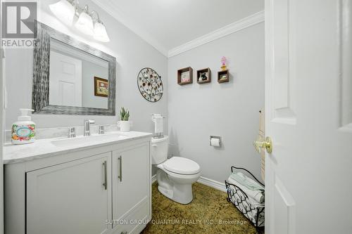 276 Lech Walesa Drive, Mississauga, ON - Indoor Photo Showing Bathroom